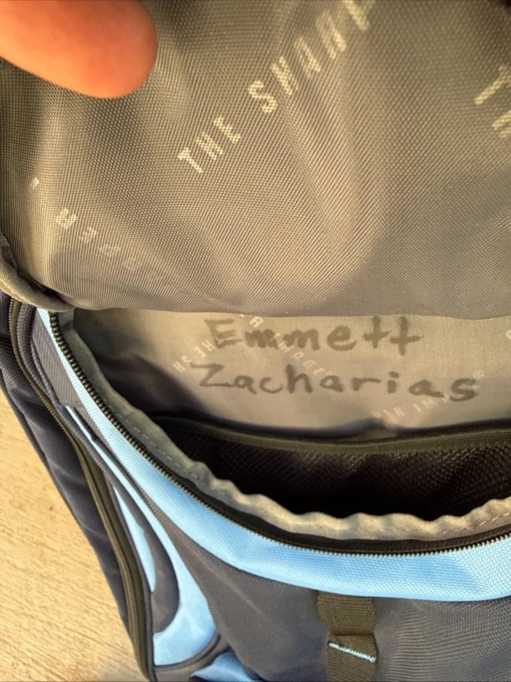 Sharper Image Rolling Navy and Light Blue Backpack Retractable Handle & wheels